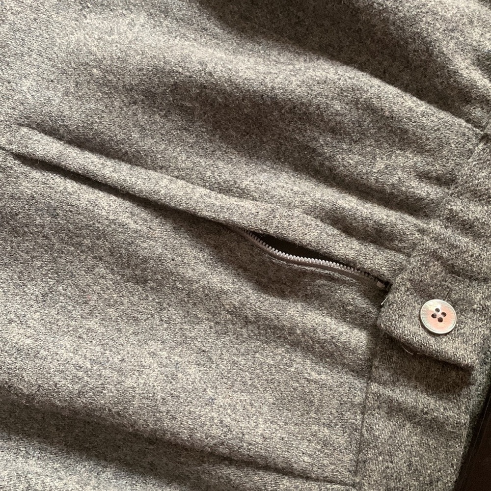 100% Wool Light Grey Skirt - Picture 3 of 4